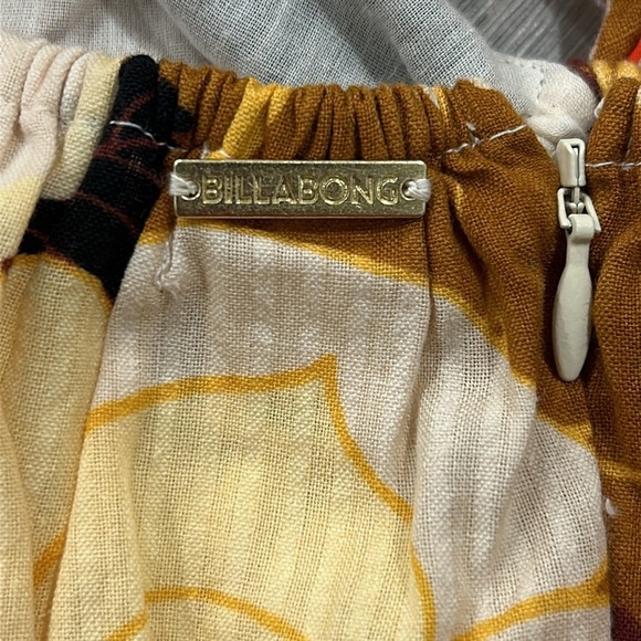 NWT Billabong Shine Bright Mini Dress Floral Seersucker Statement Sleeve Small - Picture 9 of 13